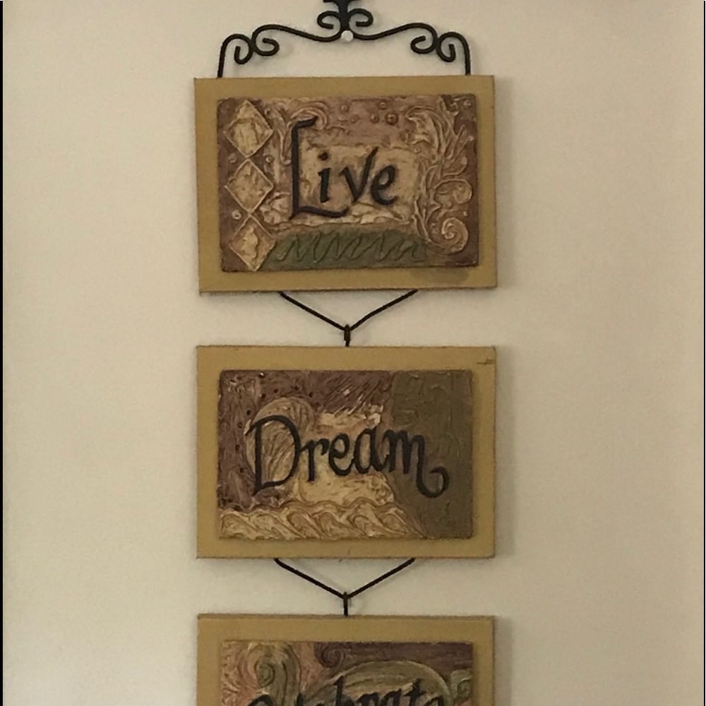 Home interiors wall art decor